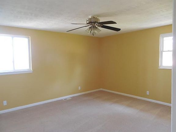 4th image of 9130 E Granville Ln