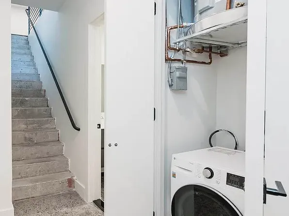 488 Marcus Garvey Avenue image 4 of 7