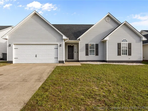 1462 Oldstead Dr, Fayetteville, NC 28306