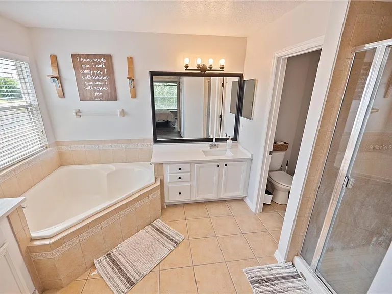 4904 Adair Oak Dr — Photo 22