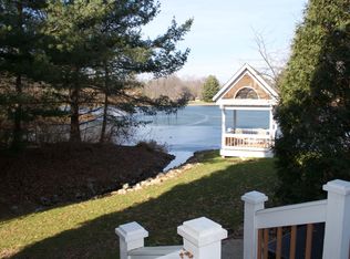 3597 Sparrow Pond Cir, Akron, OH 44333