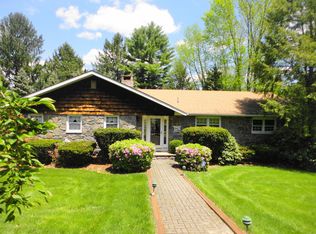 31 Manor House Rd, Budd Lake, NJ 07828