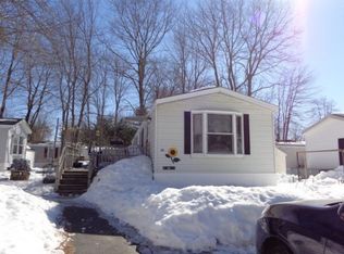 34 Goosefare Dr, Old Orchard Beach, ME 04064