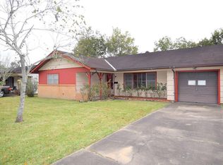 1010 Frances Dr, Rosenberg, TX 77471