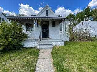 8279 Rivard Ave, Warren, MI 48089