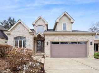 386 N Larch Ave, Elmhurst, IL