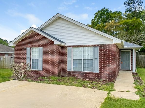 826 Cottage Ln