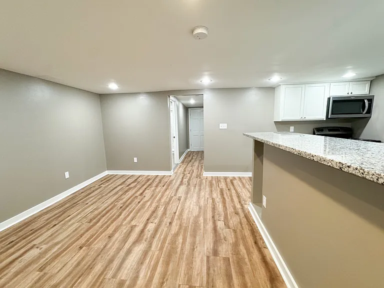 3310 Ottawa Ave #A — Photo 6