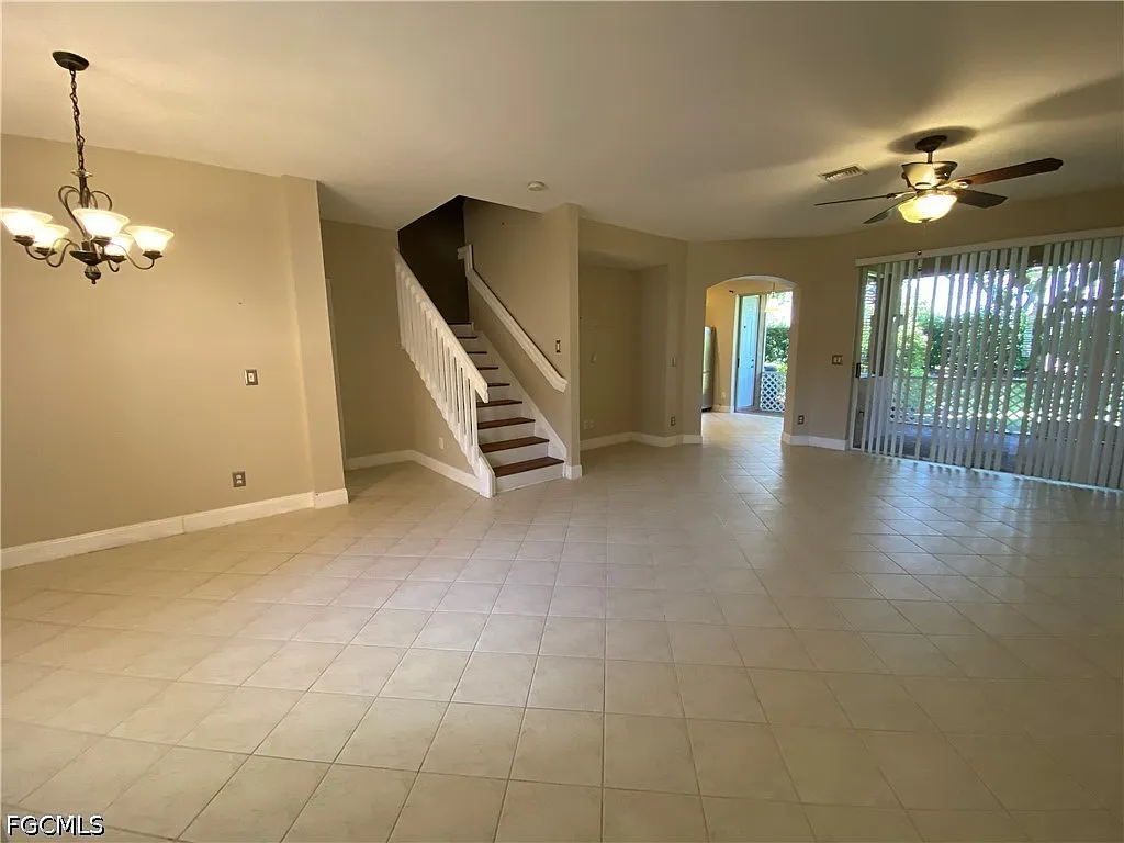 3 bed, 2.5 bath, 1744 sqft, $1,750 — Photo 4