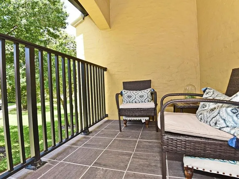 1251 Blessing St — Photo 41