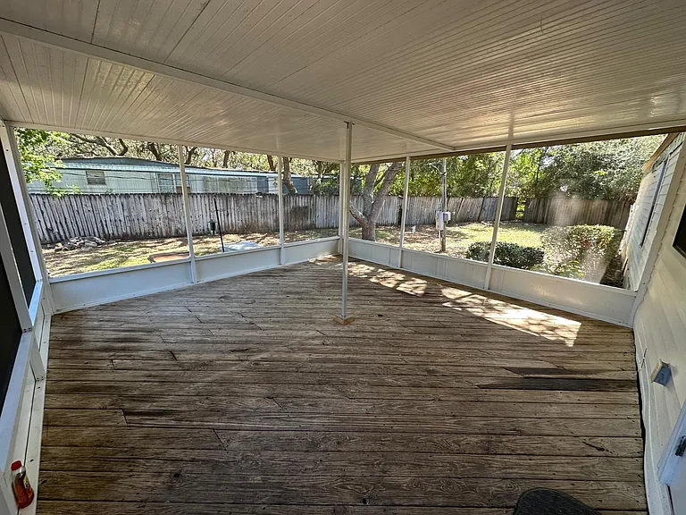 screened porch