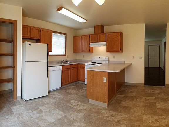 2nd image of 130 21st St SE #134A