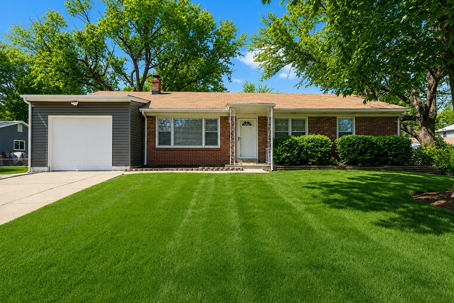 4 bed, 2700 sqft, $4,500 — Photo 1