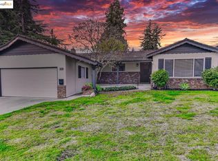 17957 Rockhurst Rd, Castro Valley, CA 94546