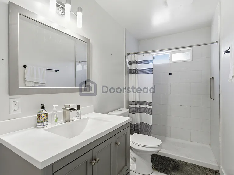 1624 Farringdon Ct — Photo 7