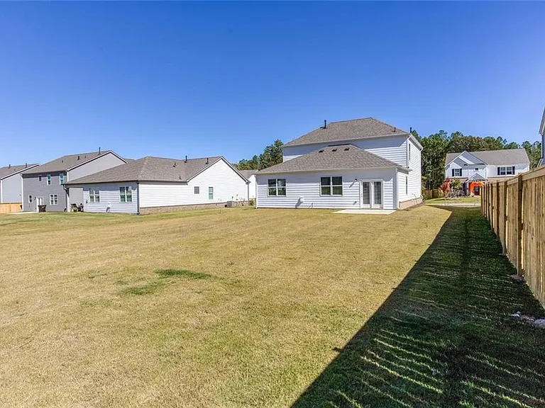 61 Grove Springs Ct — Photo 37