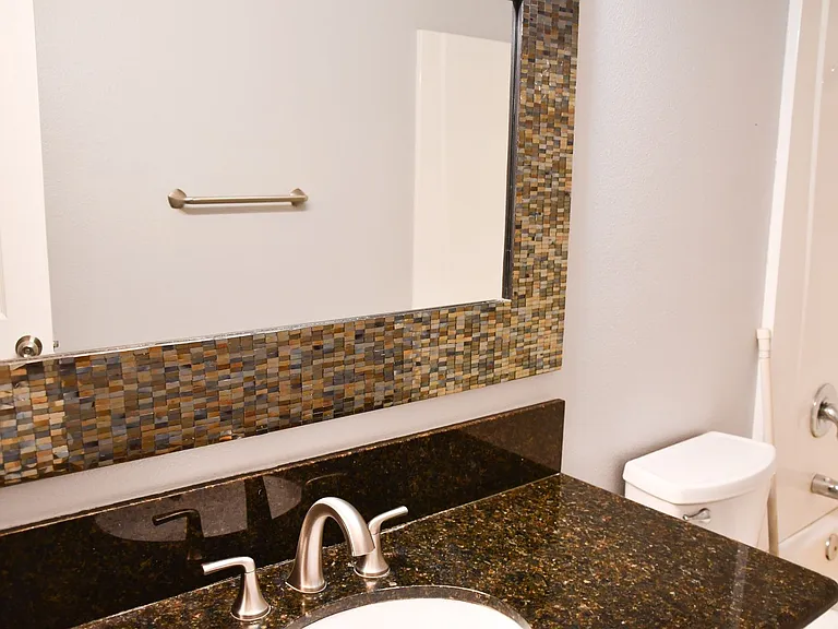 660 S Glassell St #107 — Photo 17
