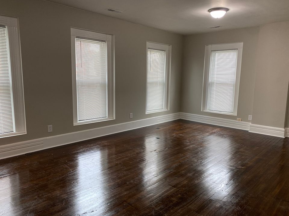 1st image of 305 N State St #1/2