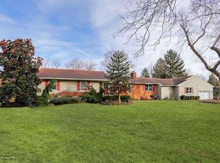 50 Greentree Ter, Lincroft, NJ 07738