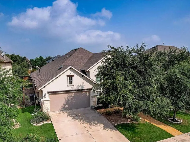 205 Cortona Ln — Photo 1