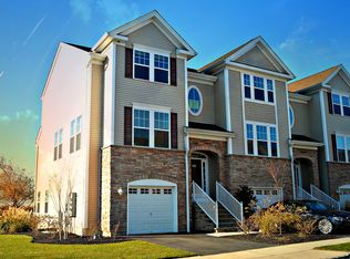 301 Sanderling Ln, Egg Harbor Township, NJ