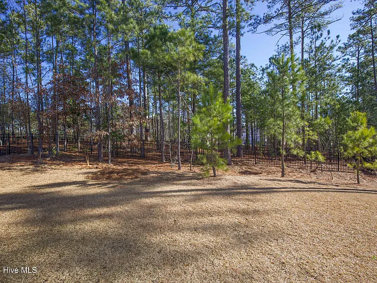 660 Avenue Of The Carolinas — Photo 4