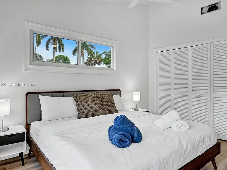 2120 SW 28th Way — Photo 42