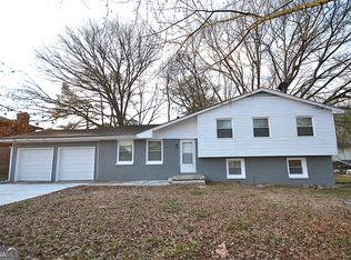 1865 Oxford Dr, Morrow, GA 30260