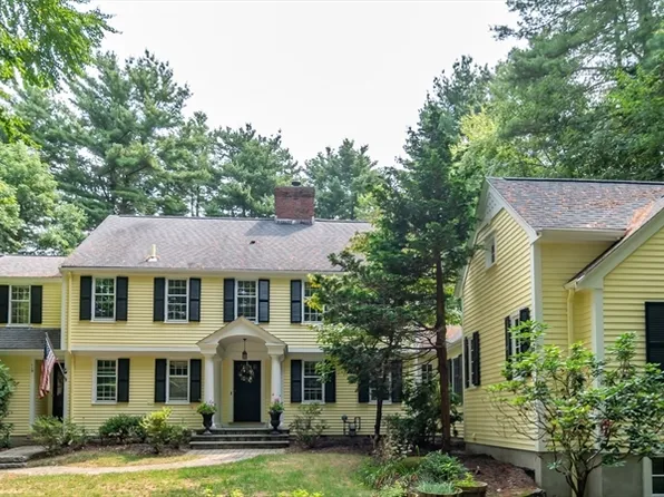 115 Draper Rd, Wayland, MA 01778