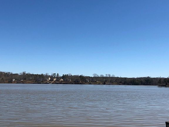 4th image of 5129 Woodland Bay Dr