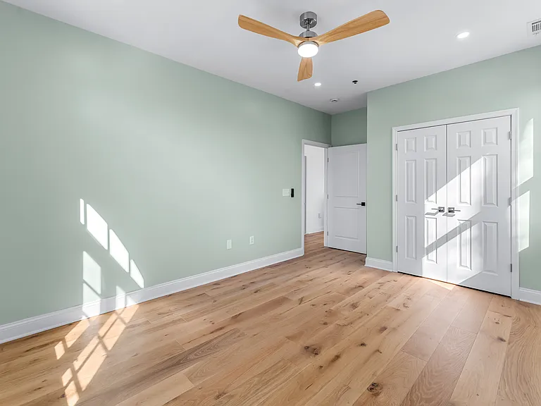 7214 Greenbank Rd — Photo 38