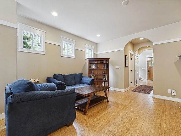 5th image of 3831 Durham Dr