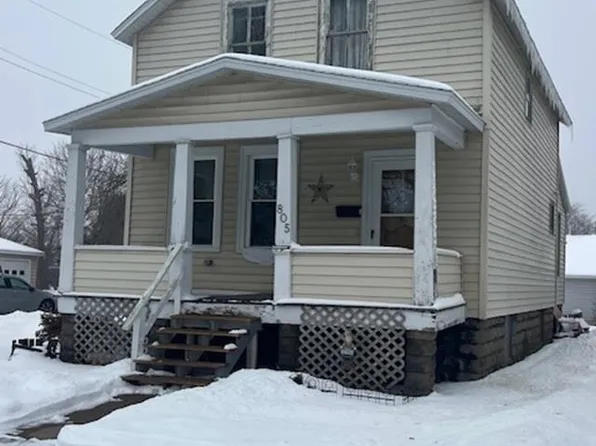 805 2nd St, Menominee, MI 49858