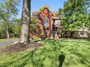 2460 Dover Rd, Columbus, OH 43209