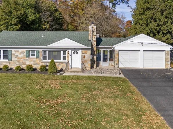 534 Obrecht Rd, Sykesville, MD 21784