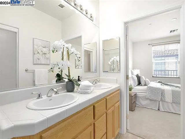 3240 Maguire Way #410 — Photo 42
