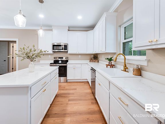 4th image of 9988 Gallops Creek Dr