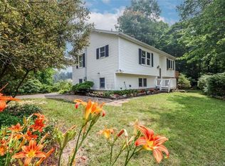 274 Minortown Rd, Woodbury, CT 06798