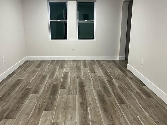 3rd image of 475 Umatilla Blvd APT 26