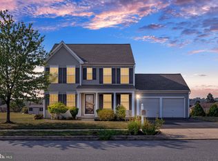 7099 Pine Ridge Dr, Harrisburg, PA 17111