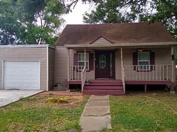 2357 Orchid St, Port Arthur, TX 77640