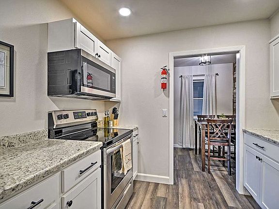 2nd image of 1224 Broadwater Ave