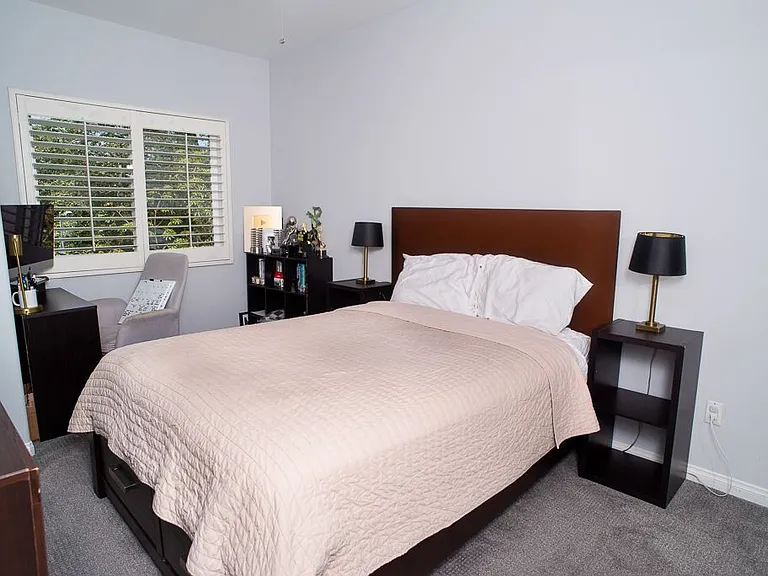 9610 Zelzah Ave #302 — Photo 6