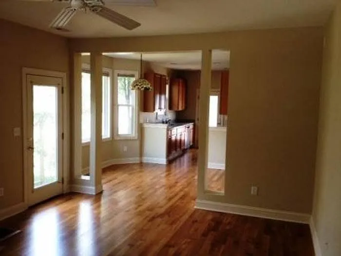 90 S Inglenook Ln — Photo 5