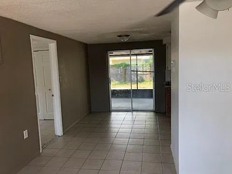 3 bed, 1008 sqft, $1,395 — Photo 2