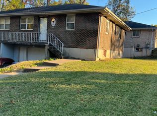 10903 E Kentucky Ave, Sugar Creek, MO 64054
