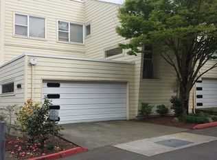 626 SW Nevada St APT B, Portland, OR 97219