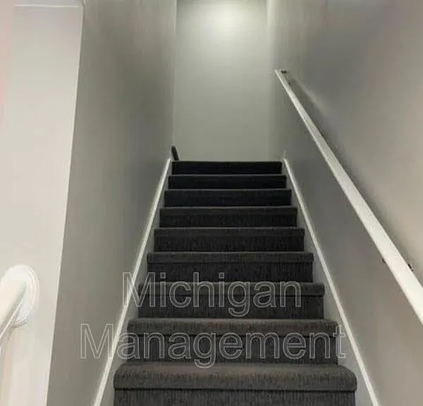 411 Wright St — Photo 12