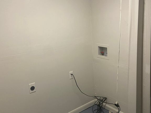 5th image of 162 Parrish Ave