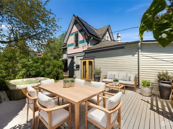 1806 Wilson Avenue, Bellingham, WA 98225